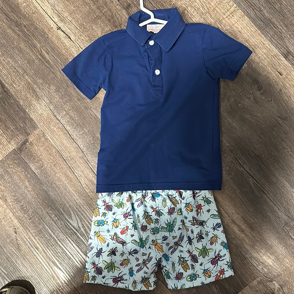 Smockingbird boys bug set